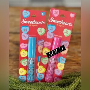 ⚡️PICK ONE - Sweethearts Lip Oil  - Blue or Pink